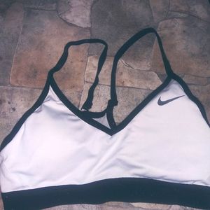 Girls Sports Bra Nike